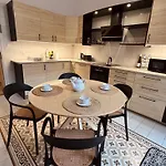 Apartment Rozy *