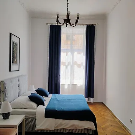 Rozy Apartment *